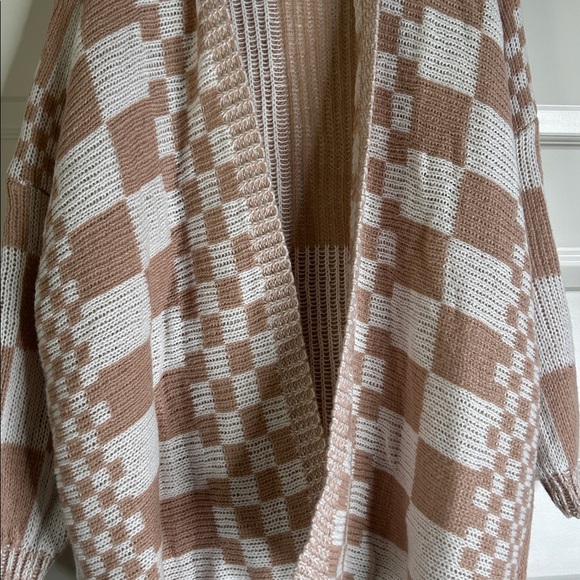 Womens Long Sleeve Cardigan - Picture 3 of 6